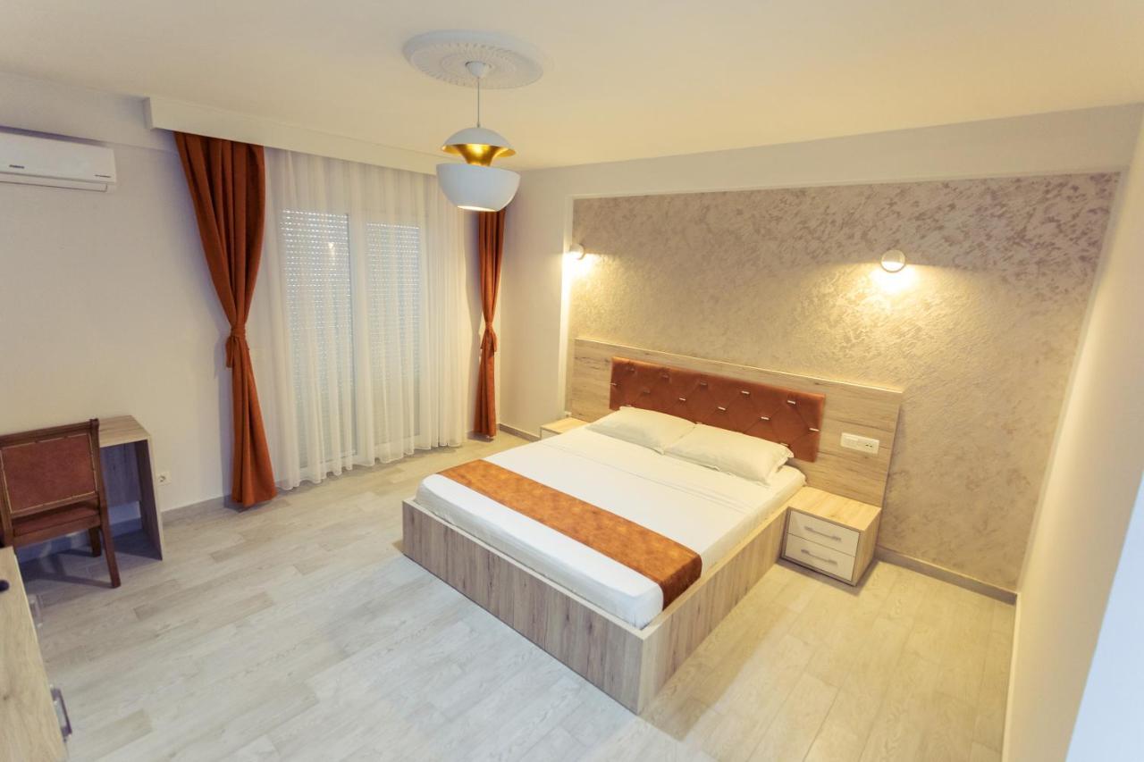 City Hotel Ferizaj Exterior foto